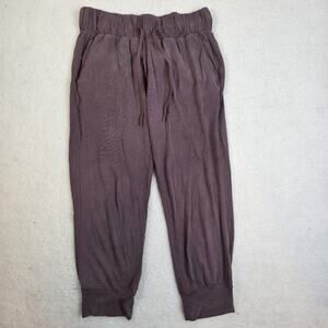 Lululemon Jogger Lost In Leisure Crop Women's Size 6 Antique Bark